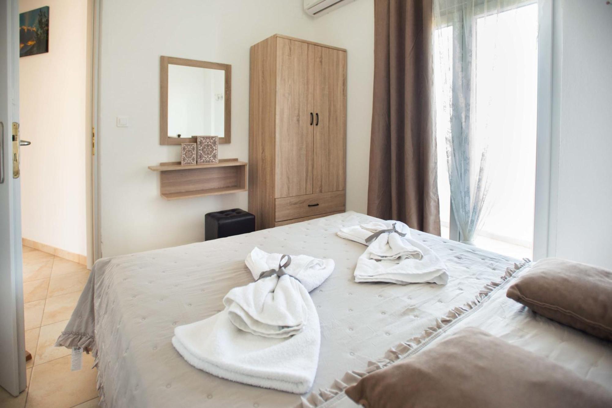 Afrathias Beachhouse - Cretan Hideaway Kalamaki (Heraklion) Exterior foto
