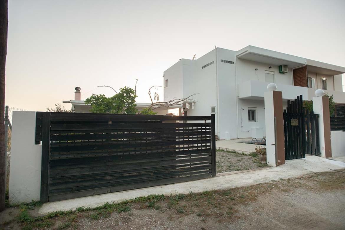 Afrathias Beachhouse - Cretan Hideaway Kalamaki (Heraklion) Exterior foto